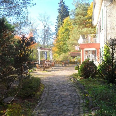 Gutshof Junkerwald Guest House Блискастел Екстериор снимка
